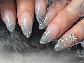 ネイルママン 武蔵関店(nailmaman)の写真/【歴16年/チップ長さ出し歓迎】「爪が短い・形が悪い」お悩み解決。持ちも良く自爪のような自然で美しい♪