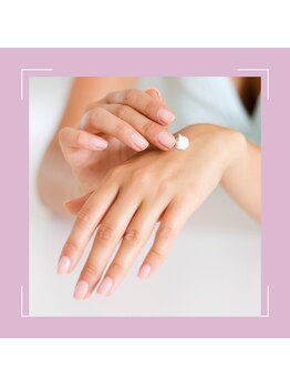 ネイルージュの写真/貸し切り空間で、周りを気にせずゆったりと。毎月のおたのしみの時間に大人なネイルを♪