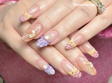 ブラソンネイル(Blossom nail)