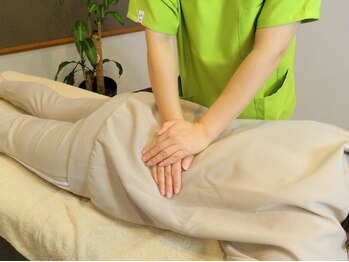 整体院 エオスの写真/【クーポン・メニュー多数！】優しい骨盤調整で股関節や腰の辛さを軽減し、可動域を調整◎日々の生活を楽に