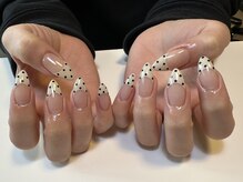 アネモネネイル(anemone nail)の雰囲気（持込デザインは出来る範囲で対応しているのでご相談ください(^^)）