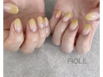 フィオル(FIOLE)/イエローネイル☆