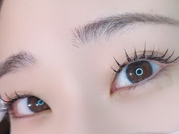 パリーアヴニール(PARIS AVENIR)の写真/自まつ毛に自信がない・お仕事上マスカラができない方に◎ナチュラルでも目力はまつ毛パーマよりUP♪