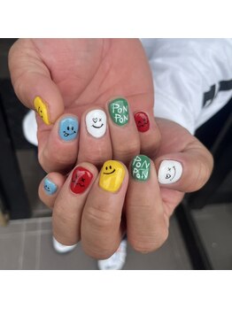 白べぇーっ 本店 湊町店/ニコちゃんネイル