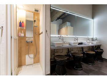 セミパーソナル キックボクシング ターゲット シブヤ(TARGET SHIBUYA)/女性パウダールーム