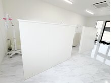 エクシア ホワイトニング 伊勢崎店の雰囲気（半個室空間でリラックスしてホワイトニング☆）