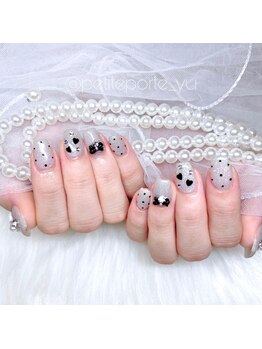 大人ガーリー♪グレーラメネイル