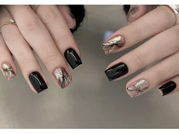 リリ(Rili)/持ち込みニュアンスネイル