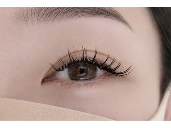 シャイン(Shine)の写真/【完全個室】高濃度束感×LEDエクステ|50分・80分付け放題で圧倒的なボリュームeyeに◎