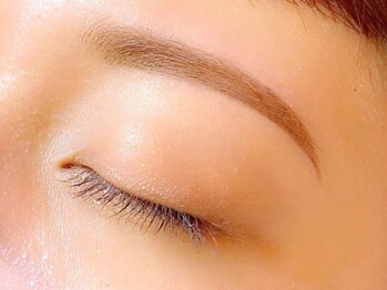 アディ アンド ラッシュ 水天宮前店(Adii & Lash)/美眉アイブロウ(眉ワックス脱毛)