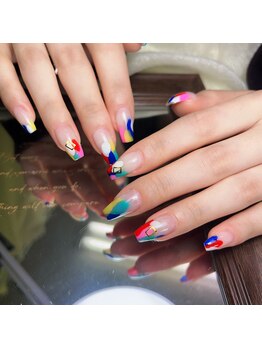 ポミ(POMI)/カラフルな水彩風ネイル