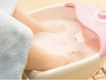 【看護師×ドイツ式フットケア】フスフレーゲ Foot　Nes　大山店【4/15 OPEN(予定)】の写真/自分では切れない厚い爪・巻き爪にお悩みの方へ◇看護師のドイツ式ネイルケアで見違えるほどスッキリ健康に