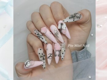 ピンク×クロスゴシックネイル