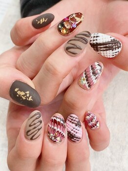 モレリア(morelia)/バレンタイン ネイル