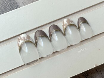 エストリブレ(estLivre)/ホワイトカウフレンチ