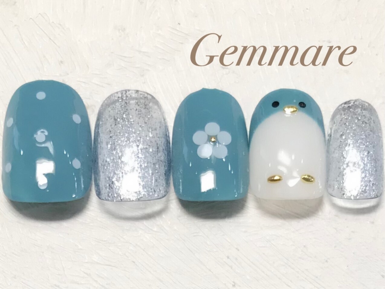 2026年冬トレンド】ペンギンのネイルデザイン集｜人気順