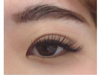 アイラッシュアンドネイル専門店 クラル(CURAR)/フラットラッシュ★