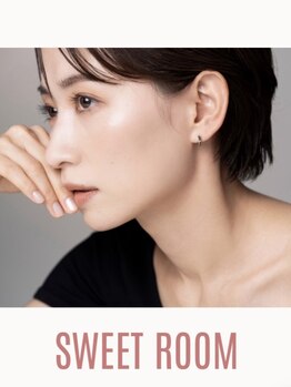 スイートルーム(SWEET ROOM)の写真/自分に自信が持てる白くてハリのある潤いツヤ美肌が実現☆お悩み解決専門店の最新美顔器で圧倒的な小顔へ♪