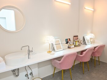 グランジーナ(Gran Jiina)/2Fエステ メイクルーム