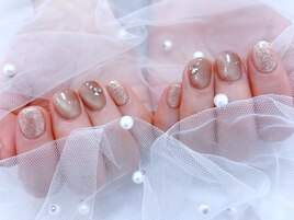 上品ラメ×グレージュ