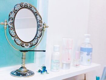 ビューティーバー サピ(Beauty Bar Sapi)/美しくなるための鏡