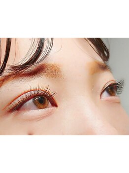 ナチュラル上品な目元にしたい