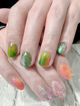 イガッタ 下北沢(igatta)の写真/【自爪を労わるネイルが人気の秘訣☆】ウォーターケア付ネイルで自爪にお悩みがある方にもおススメです♪