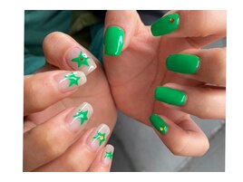 スター☆デザインネイル　¥6000