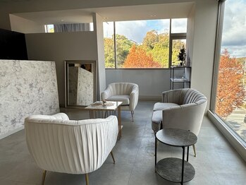 サロンド ソラ(Salon de SoLA)の写真/地域の方の支持率◎リピーター様多数サロン！あなたの悩みに一緒に向き合い、改善を目指します♪