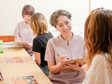 なないろカイロプラクティック院の雰囲気（丁寧なカウンセリングで安心＊症状やお悩みお聞かせください）