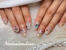 宝石ネイル