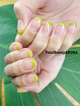 アホカ(AHOKA)/シンプルフレンチネイル