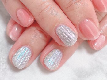 流行りのバカラネイル