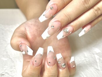 バズネイル(VAZ NAIL)/