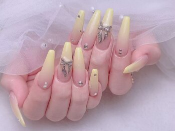 アミナ(Amina)の写真/OLさんや主婦の方にもおすすめ◎大人かわいいシンプルデザイン！お得な定額デザインで指先を彩る♪