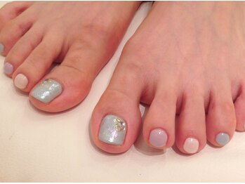 ネイルズ ララ(nails Lala)/ニュアンスフットネイル。