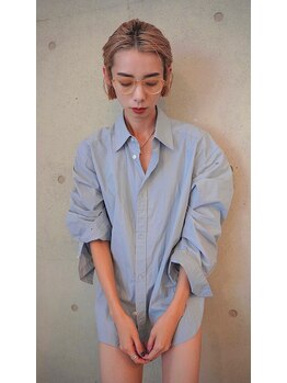 ゾーイ アイ(Zoey eye.)/