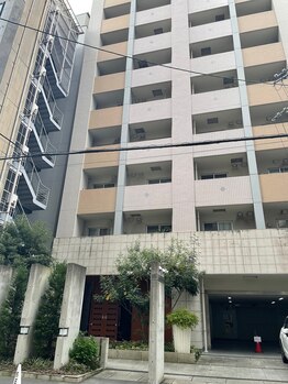 ワックスサロン ジー(waxsalon Gee!)/進んで頂くと右手に当マンション