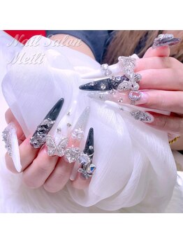 メイリー(MEILI)の写真/バリエーション豊かなパーツ類で派手ネイルもゴージャスネイルも自由に楽しむ!