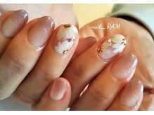 ネイルルームラム(nail room RAM)