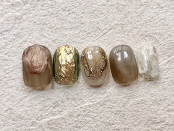 ネイルサロンキティ(nail salon Kitty)/¥8980/初¥8300くすみカラー