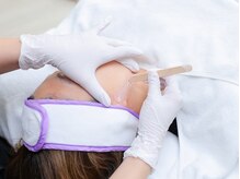 レオン(Leon)/施術風景（ワックス）