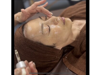 小顔 ツヤ肌の写真