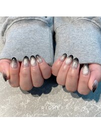 シルバーマグ×黒グラデネイル