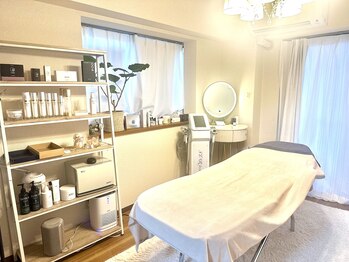 つくばストレッチ ブルーミングクリア(blooming clear)/白を基調とした癒しの空間☆