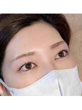 彼女とまつ毛クリム(crim)/無理のない束感仕上げ