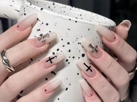 冬のスノーホワイトネイル