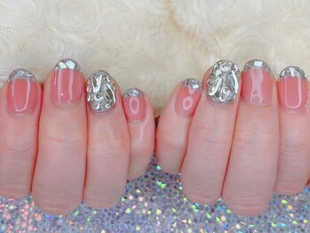 バーロ ビューティールーム(Balo Beauty Room)/埋め尽くしネイル　三軒茶屋