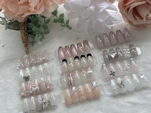 シーズンネイルや豊富な定額ネイルも★