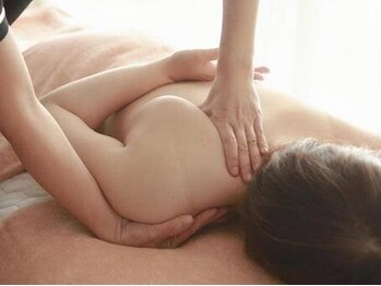 ココロ(COCORO)の写真/【強烈肩こり×疲労感】ダルさ解消★ボディコルギ/骨格調整でスッキリ◎痛気持ちよさがクセに♪